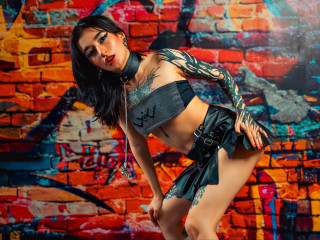 AliceScott - schwarz in einer Milf Livecam Session